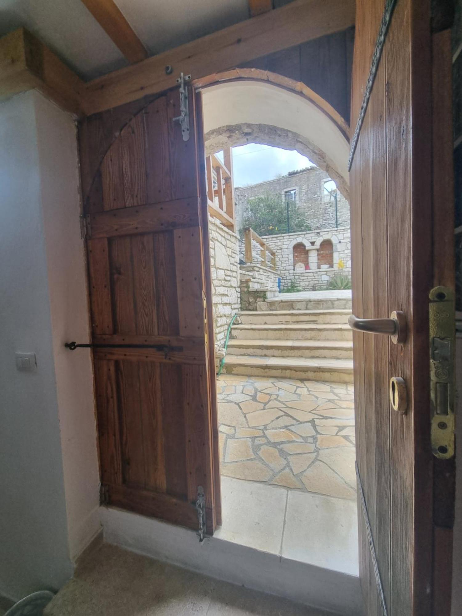 Villa Olive Old צ'פרו מראה חיצוני תמונה